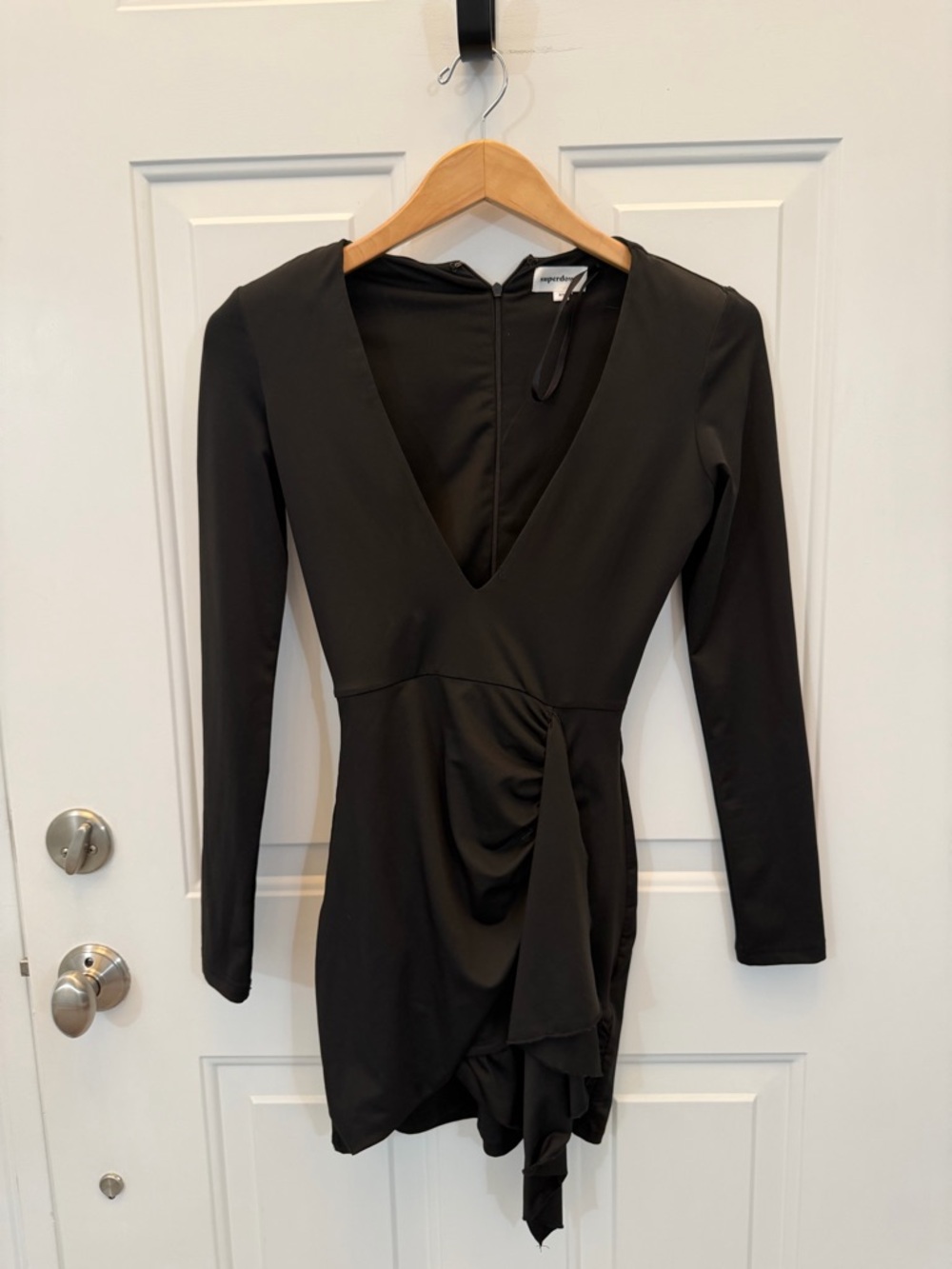 superdown Black Long-Sleeve V-Neck Ruched Mini Dress